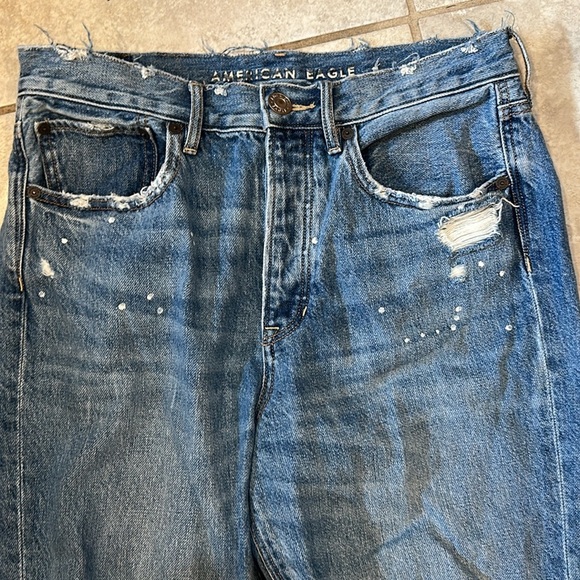 American Eagle 90s Boyfriend Destroyed Relaxed Crop Jeans 6 short - Picture 5 of 8
